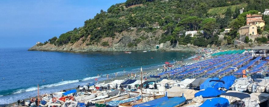 Spiaggia a Bonassola Liguria