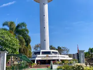 Ho Kaeo Mukdahan: City Observation Tower