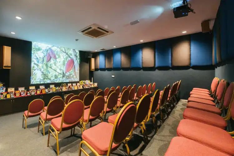 Hotels near Teck Guan Cocoa Museum