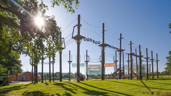 Sportovně relaxační areál Hluboká nad Vltavou