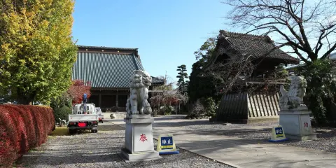 龜岡山報國寺
