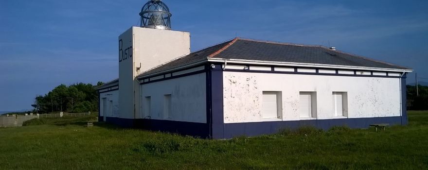 Faro de Busto