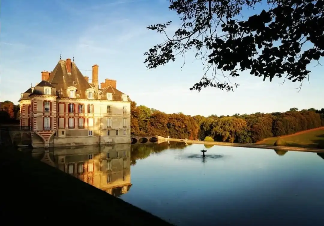 Hotels near Domaine d'Ormesson