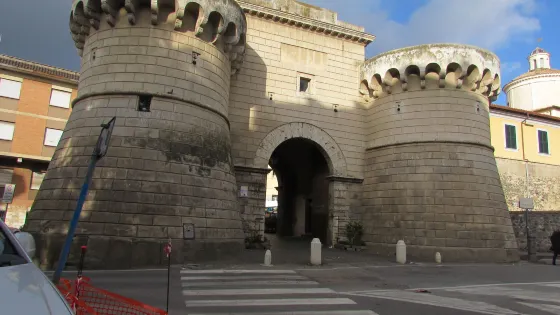 Porta Napoletana