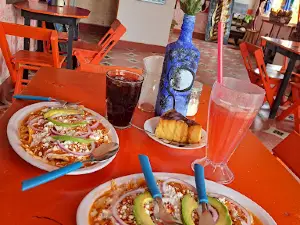 Galería Arte & Café