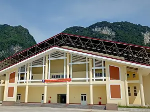 Nhà thi đấu huyện Định Hoá