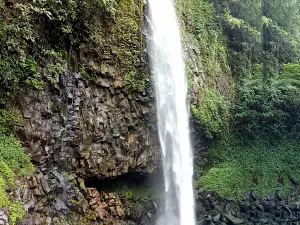 Lembah Anai Waterfall