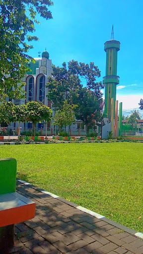 Lapangan Molinow
