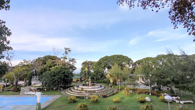 Valencia Public Plaza