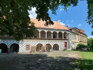 Lipý Castle