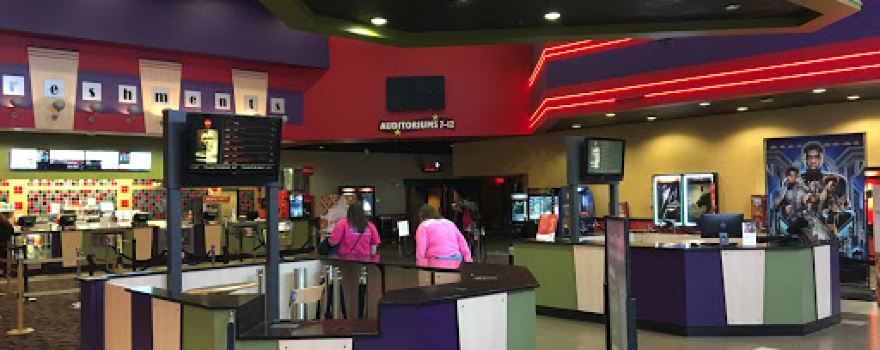 AMC CLASSIC College Square 12