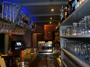 Orinoco caffe bar i noćni bar
