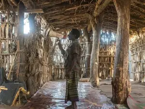 Buur Hakaba Central Mosque