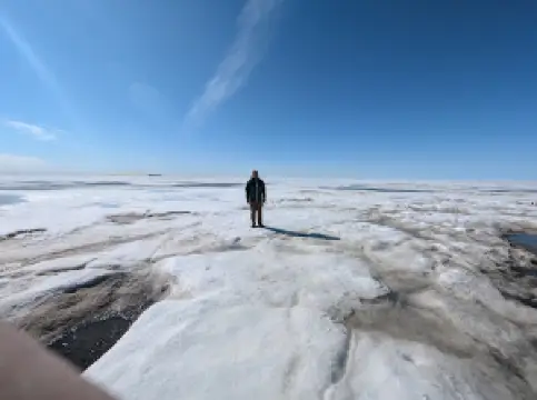 East Dock, Arctic Ocean