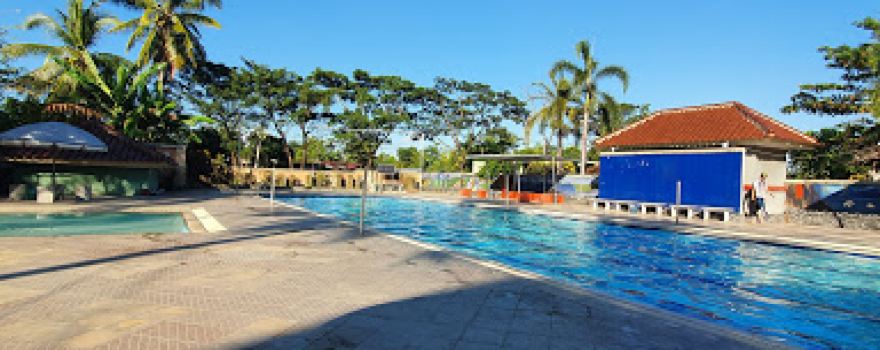 Swimming Pool Matra Praya