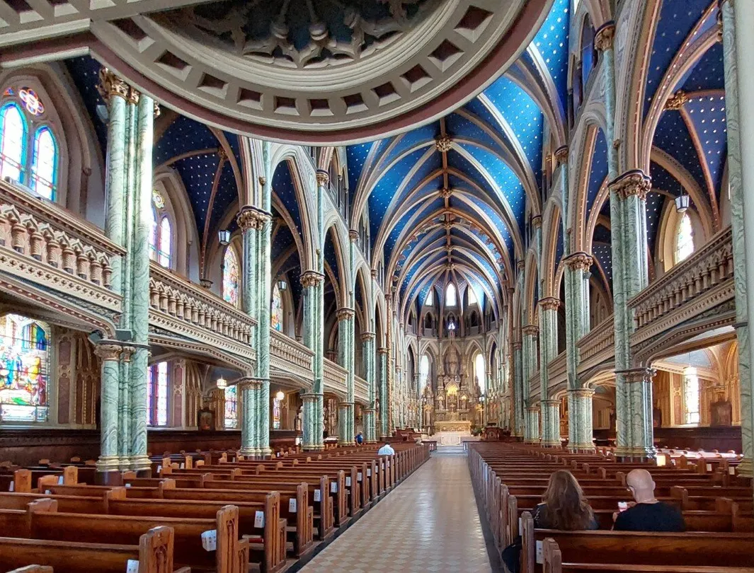 5_Notre Dame Cathedral Basilica