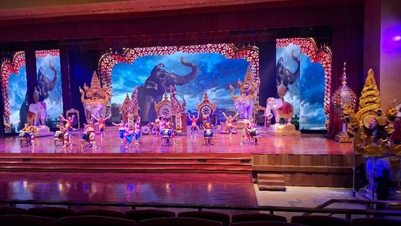 NONGNOOCH TROPICAL GARDEN