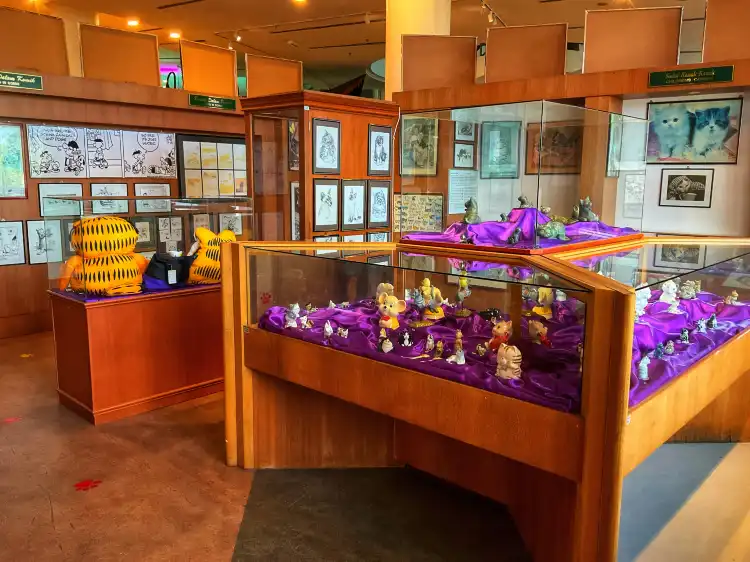 Hotel dekat Cat Museum, Petra Jaya, Sarawak.