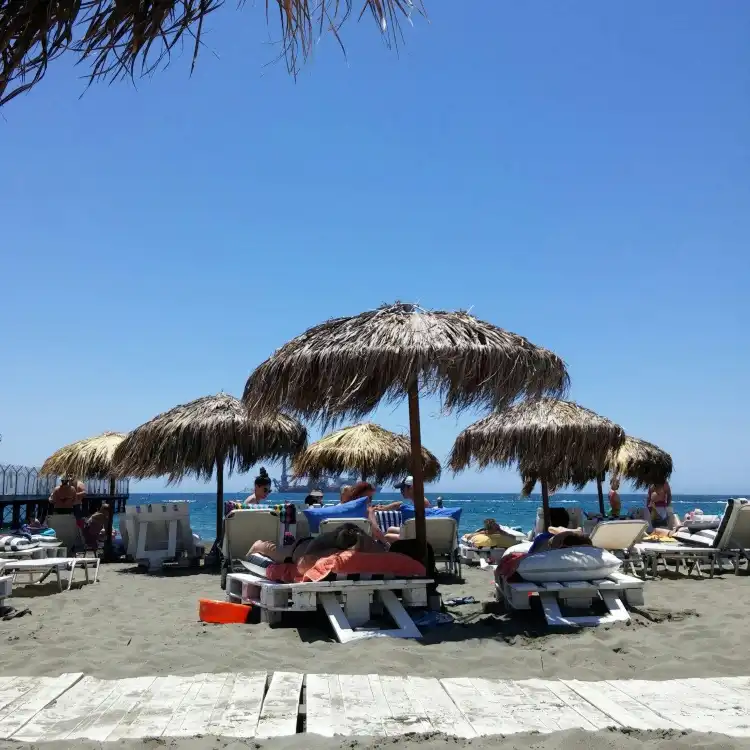 Hotel di Agios Athanasios