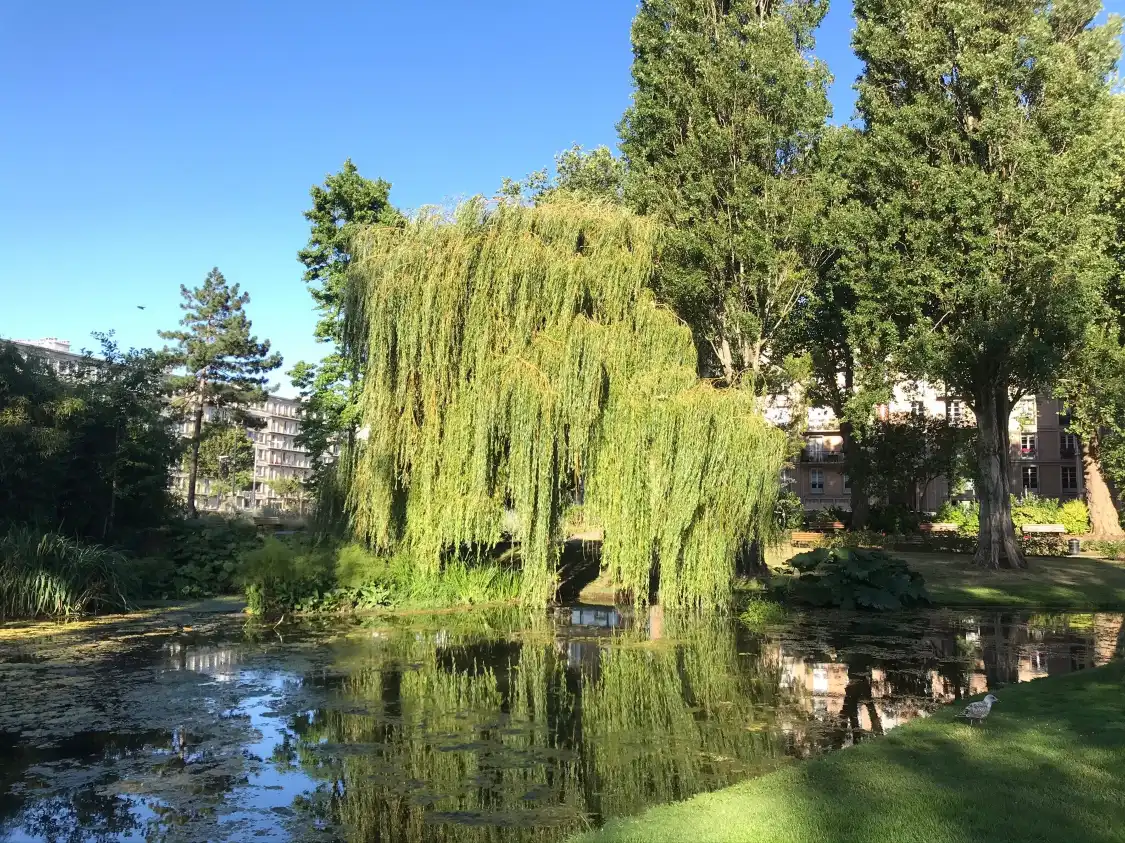 Hotels near Square Saint-Roch