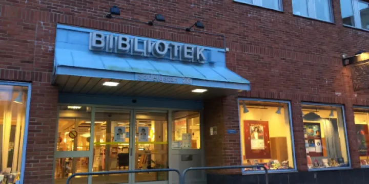 Uddevalla stadsbibliotek