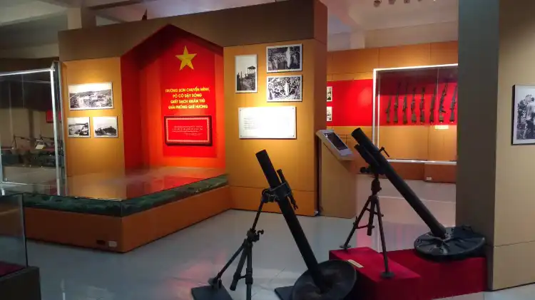 Hôtels à : Phwờng Quyết Thắng