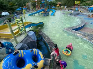Queen Star Water Park