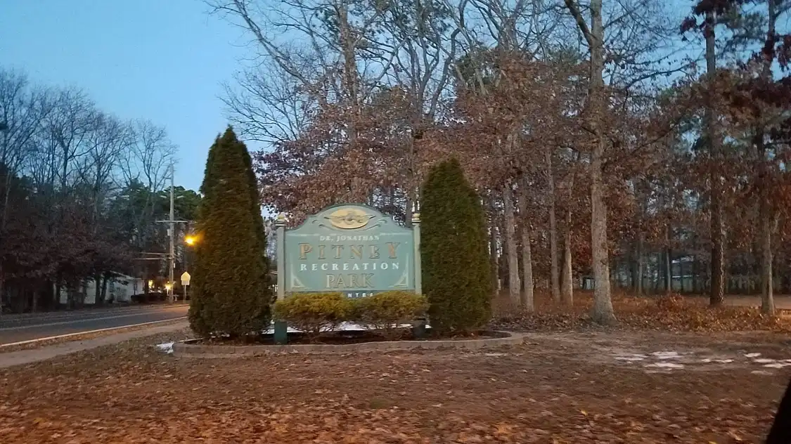 Hotels near Dr. Jonathan Pitney Park
