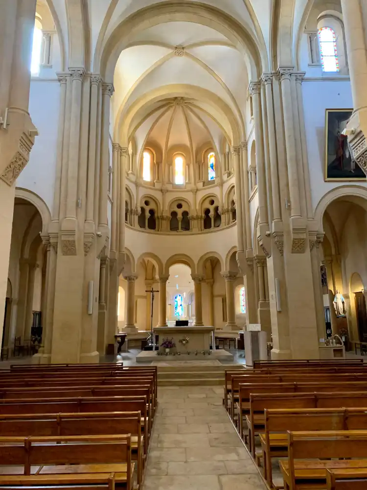 Hôtels à : Charolles