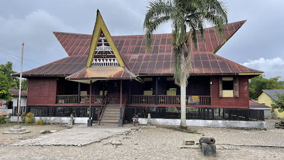 Bagas Godang Panyabungan Tonga