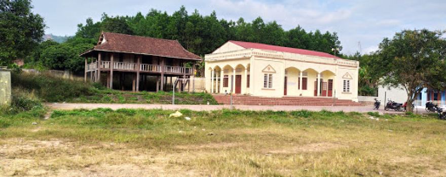 Sân Vận Động Thôn Mậu, Tuấn Mậu