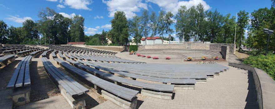 Ikšķiles brīvdabas estrāde