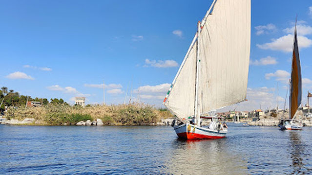 Travel with Kareem the Nubian guide