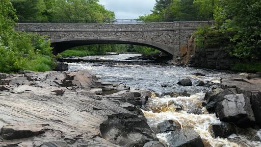 Dells of the Eau Claire River