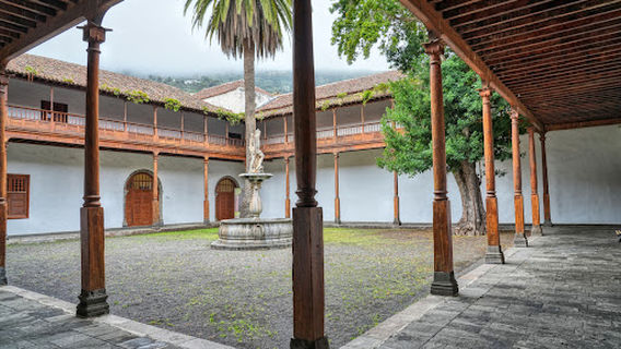 Biblioteca Pública de Icod de los Vinos