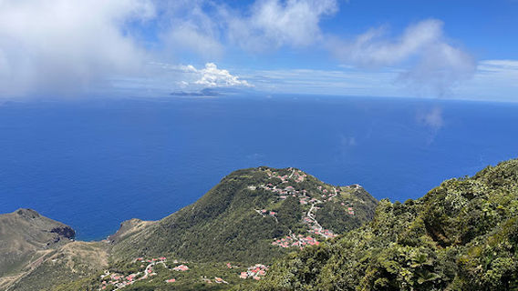 Mount Scenery Trailhead