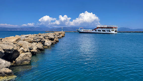 Pegasus Daily Boat Trip