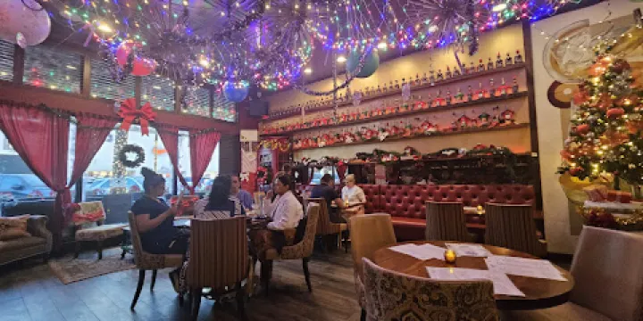 Unit B Eatery + Spirits