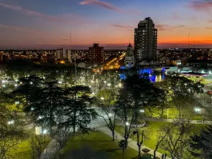 Square Eduardo Costa