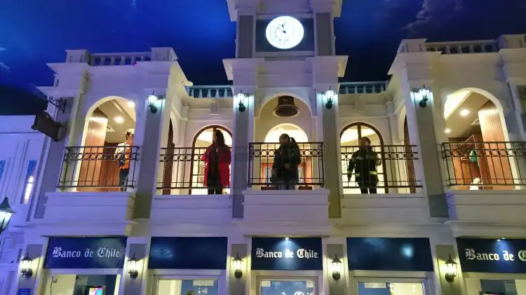 Hotels near KidZania Santiago