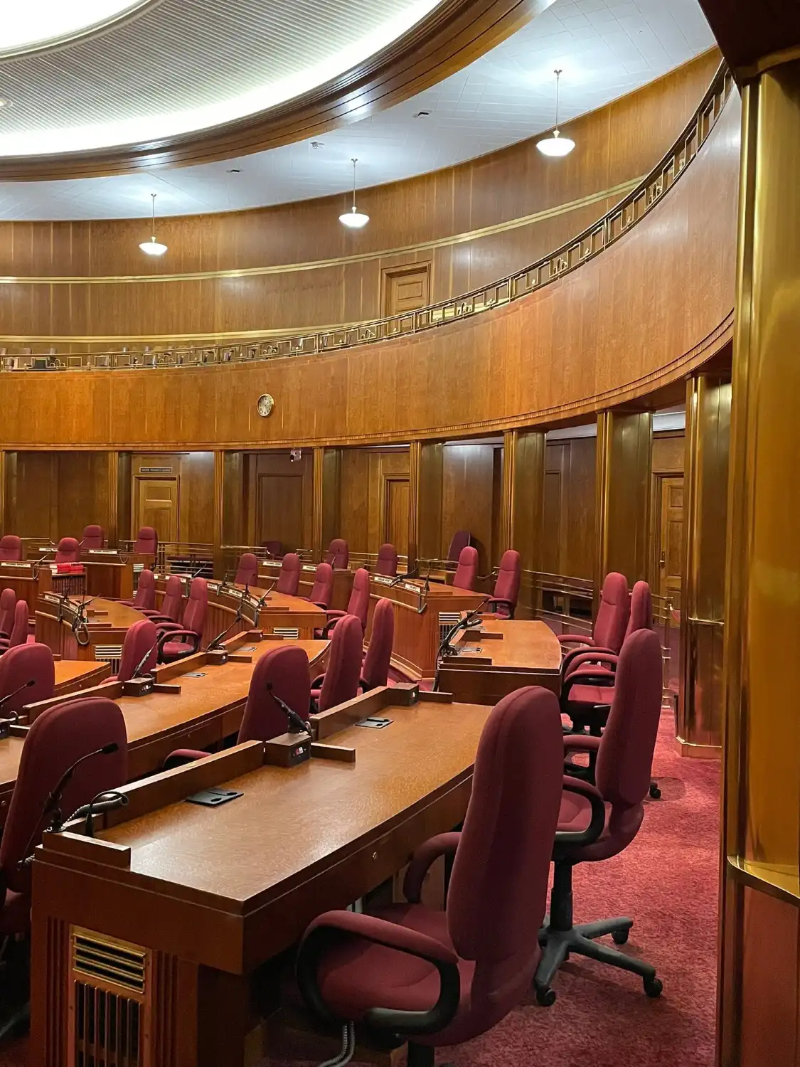 Отели рядом с достопримечательностью «State Capitol Building»