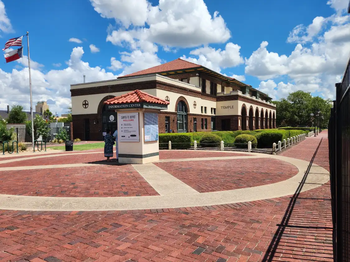 Hotels near Temple Railroad & Heritage Museum