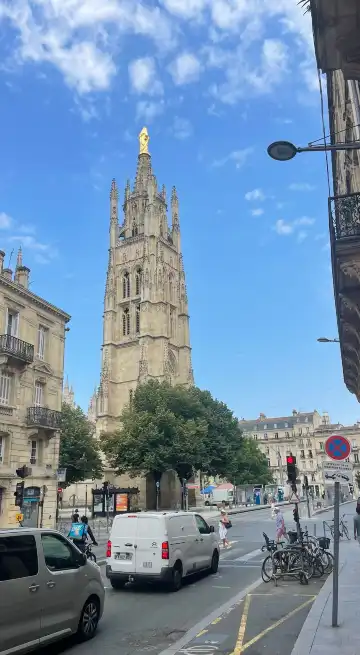 โรงแรมใกล้Basilique Saint-Michel