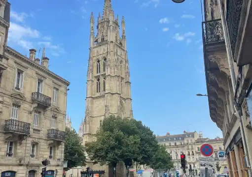 Hotels near Basilique Saint-Michel