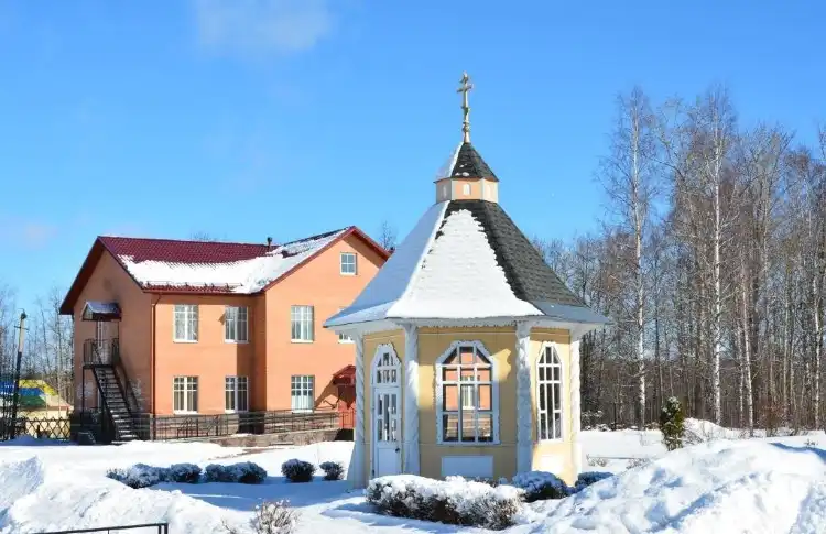 Hotels in Lodeinoje Polje