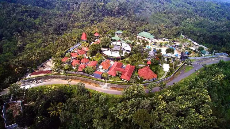 Hotel dekat Puncak Kawinajang