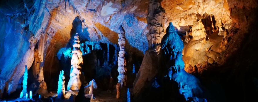 Grotte des Carbonnieres