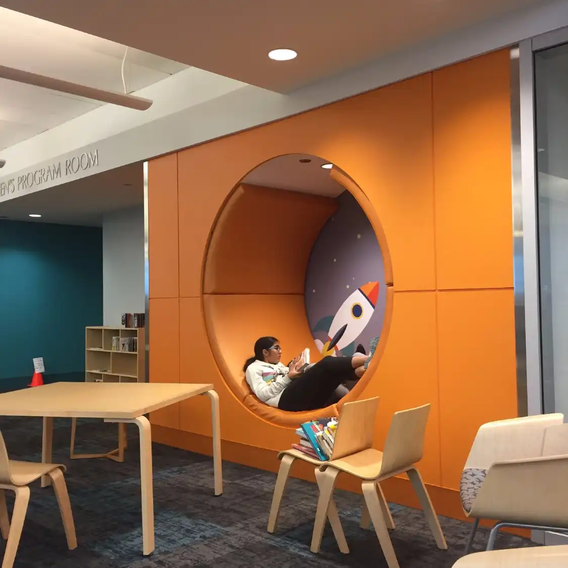 Hotels near Naperville Public Library - 95th Street Library