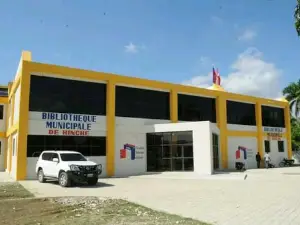 Bibliotheque Municipale de Hinche