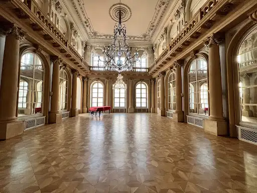 Hall of Mirrors of the Primate's Palace